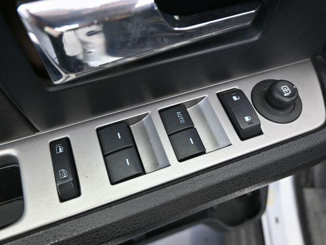 Photo of 2015 OXFORD WHITE Ford Expedition