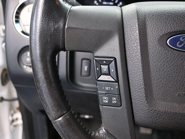 Photo of 2015 OXFORD WHITE Ford Expedition