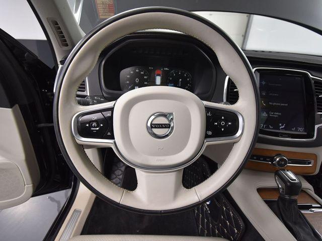 Photo of 2019 Onyx Black Metallic Volvo XC90