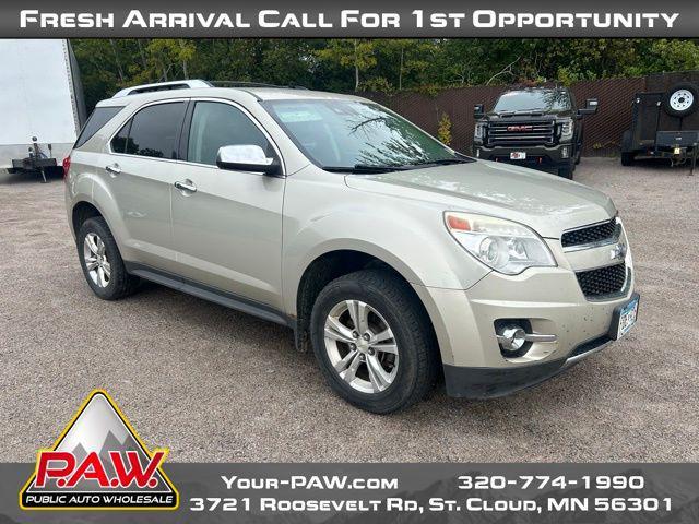 Photo of 2013 Champagne Silver Metallic Chevrolet Equinox