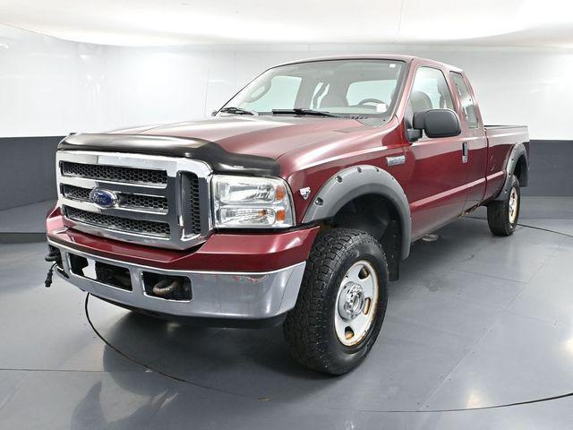 Photo of 2005 Dark Toreador Red Clearcoat Ford F-350