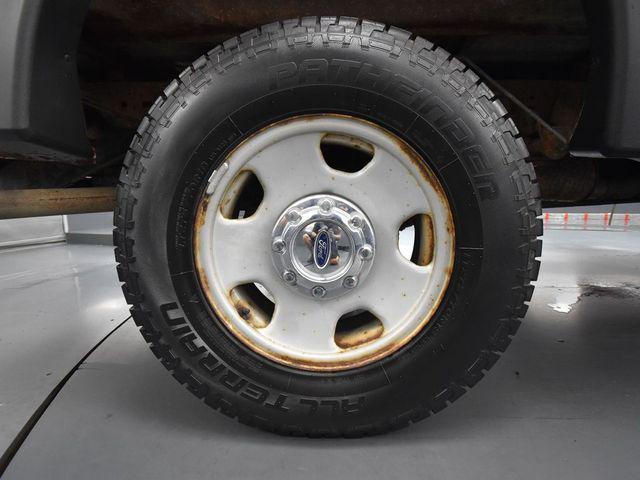 Photo of 2005 Dark Toreador Red Clearcoat Ford F-350