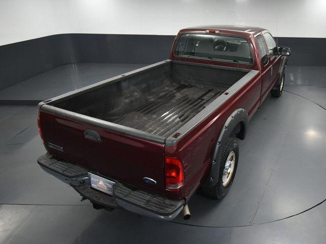 Photo of 2005 Dark Toreador Red Clearcoat Ford F-350