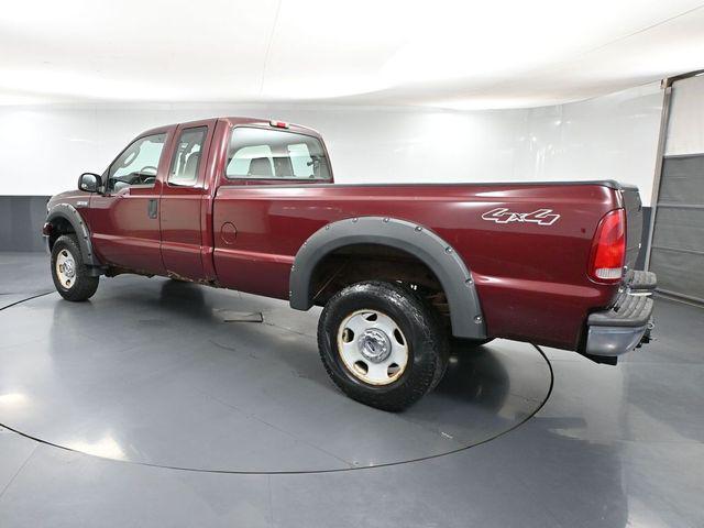 Photo of 2005 Dark Toreador Red Clearcoat Ford F-350