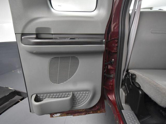 Photo of 2005 Dark Toreador Red Clearcoat Ford F-350