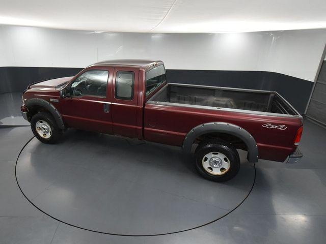 Photo of 2005 Dark Toreador Red Clearcoat Ford F-350