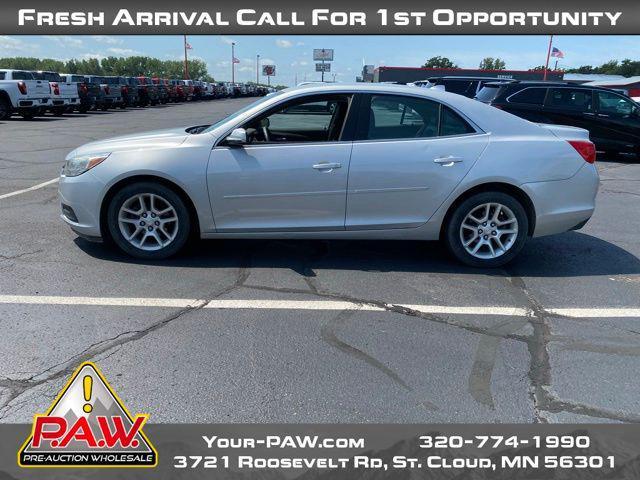 Photo of 2014 Silver Ice Metallic Chevrolet Malibu