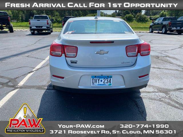 Photo of 2014 Silver Ice Metallic Chevrolet Malibu