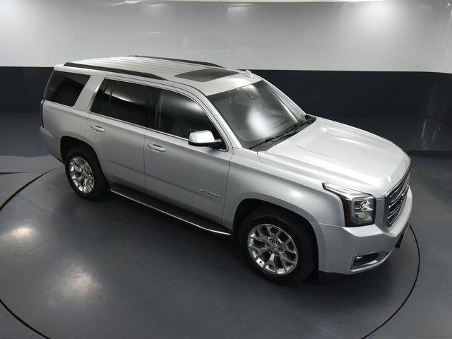 Photo of 2015 Quicksilver Metallic GMC Yukon