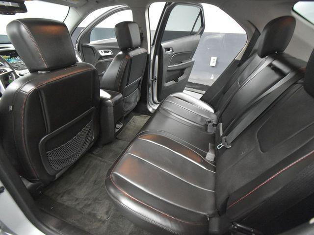 Photo of 2015 Silver Ice Metallic Chevrolet Equinox