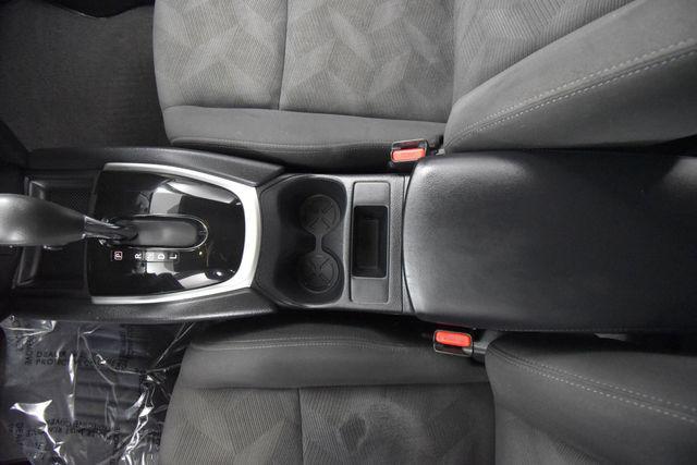 Photo of 2016 Brilliant Silver Nissan Rogue