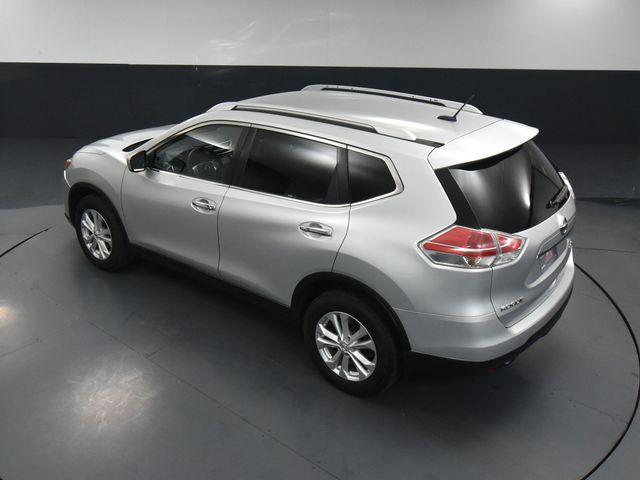 Photo of 2016 Brilliant Silver Nissan Rogue