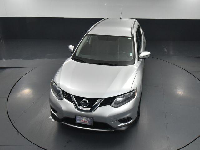 Photo of 2016 Brilliant Silver Nissan Rogue