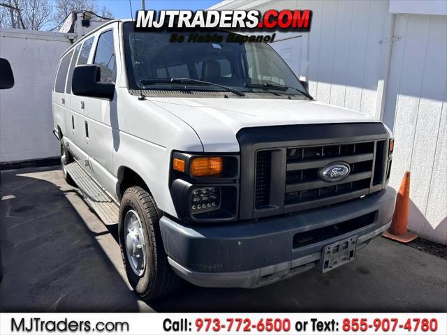 2011 Ford E350 Super Duty