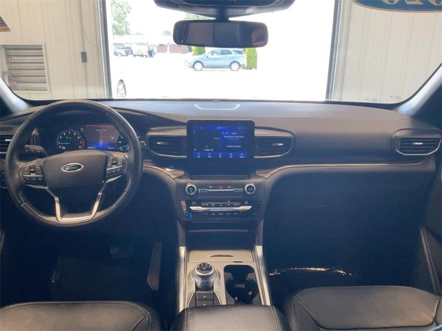 Photo of 2020 Agate Black Metallic Ford Explorer
