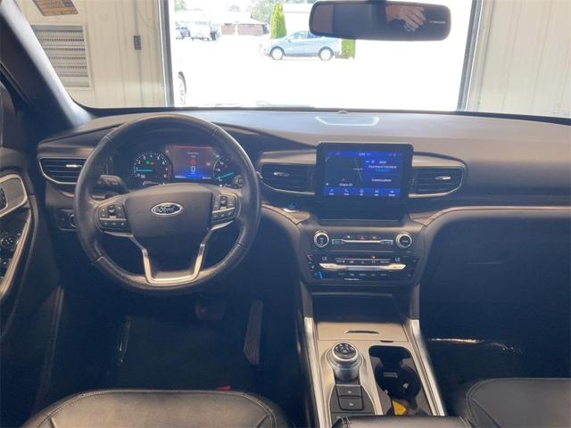Photo of 2020 Agate Black Metallic Ford Explorer