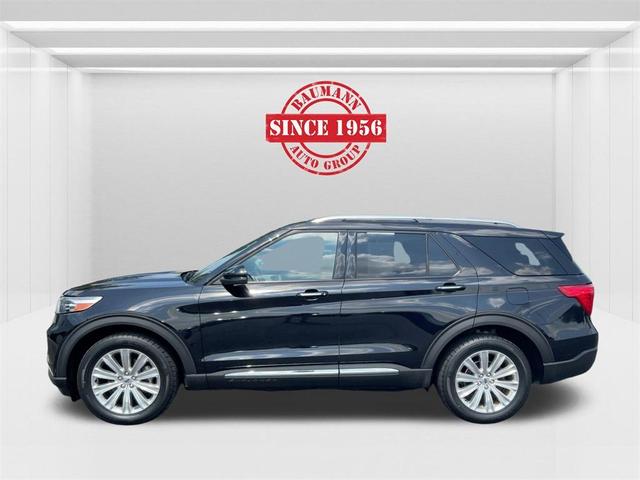 Photo of 2020 Agate Black Metallic Ford Explorer
