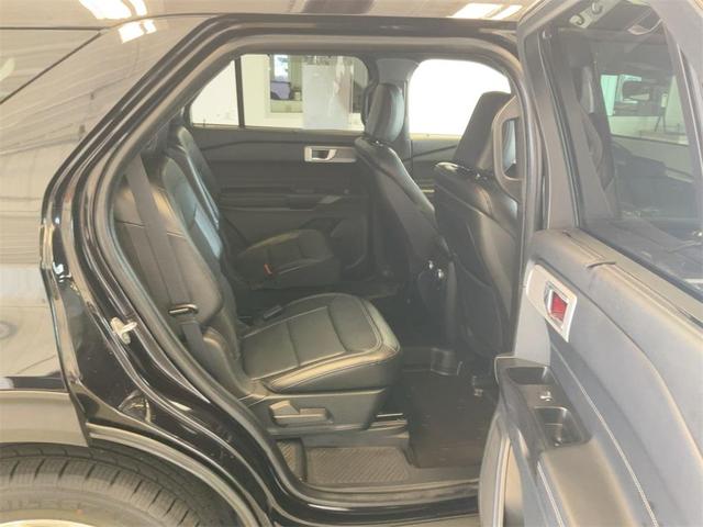 Photo of 2020 Agate Black Metallic Ford Explorer