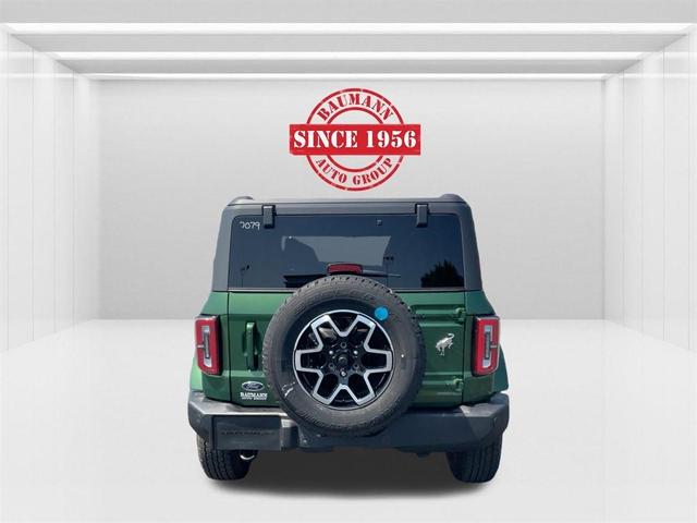 Photo of 2025 Green Ford Bronco