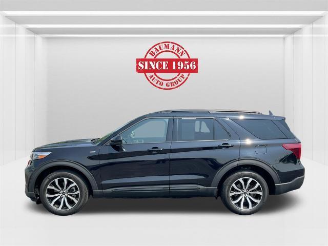 Photo of 2022 Agate Black Ford Explorer