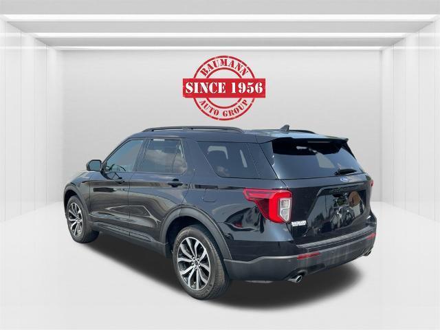 Photo of 2022 Agate Black Ford Explorer