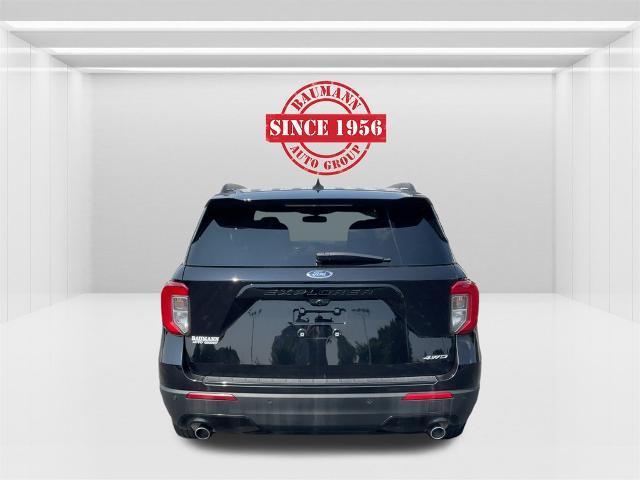 Photo of 2022 Agate Black Ford Explorer