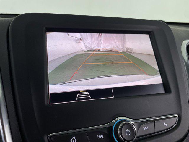 Photo of 2023 Summit White Chevrolet Equinox