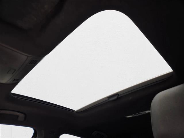 Photo of 2019 Deep Black Pearl Volkswagen Jetta
