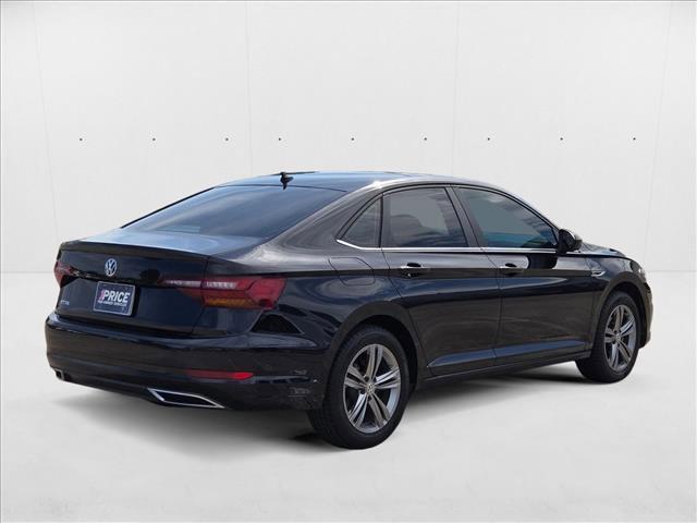 Photo of 2019 Deep Black Pearl Volkswagen Jetta