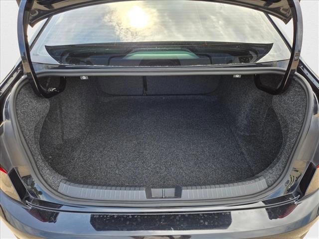 Photo of 2019 Deep Black Pearl Volkswagen Jetta