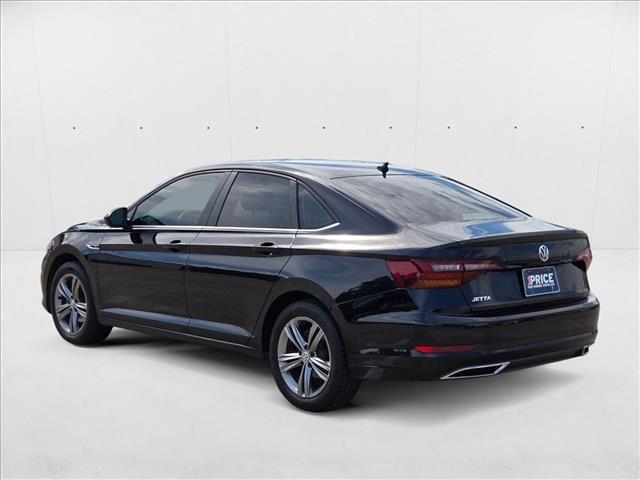 Photo of 2019 Deep Black Pearl Volkswagen Jetta