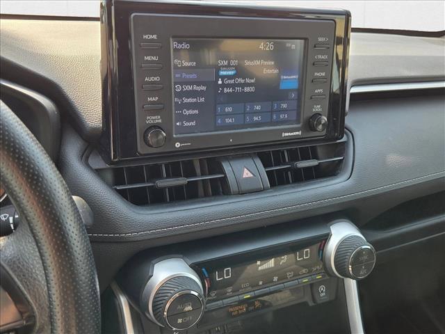 Photo of 2021 Silver/Gray Toyota RAV4