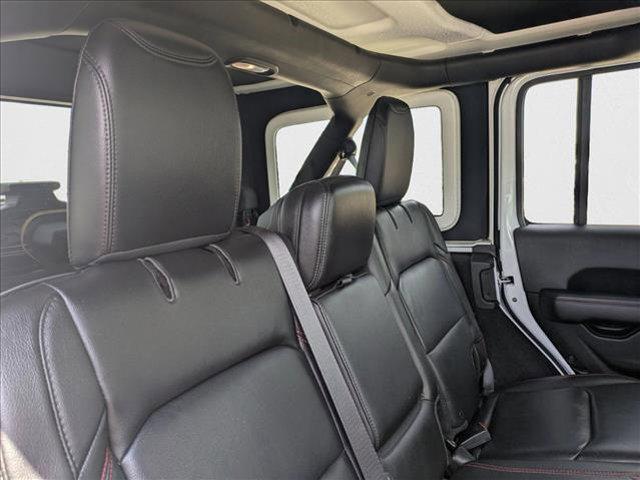 Photo of 2018 Bright White Clearcoat Jeep Wrangler Unlimited