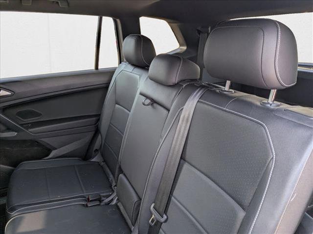 Photo of 2021 Silver/Gray Volkswagen Tiguan