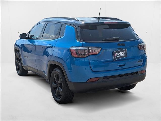 Photo of 2018 Laser Blue Pearlcoat Jeep Compass