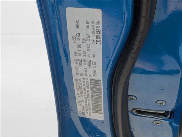 Photo of 2018 Laser Blue Pearlcoat Jeep Compass