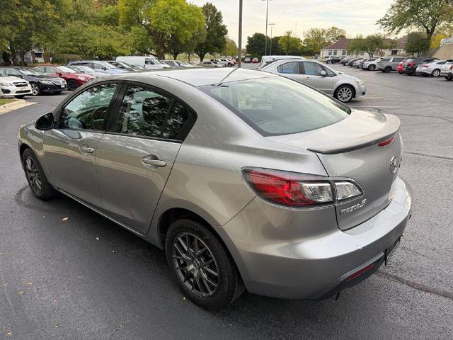 Photo of 2011 Liquid Silver Metallic Mazda Mazda3