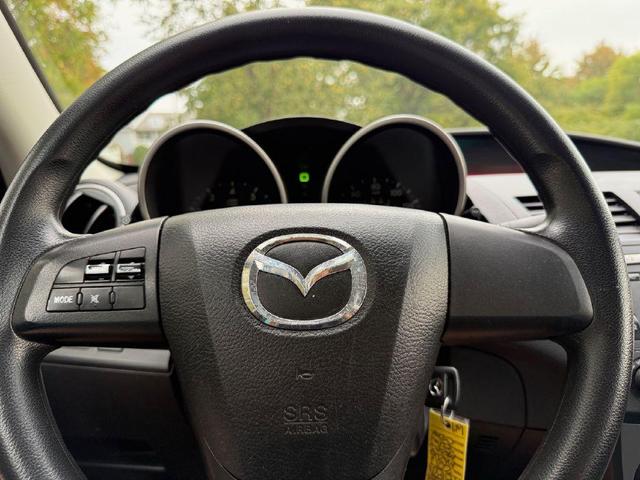 Photo of 2011 Liquid Silver Metallic Mazda Mazda3