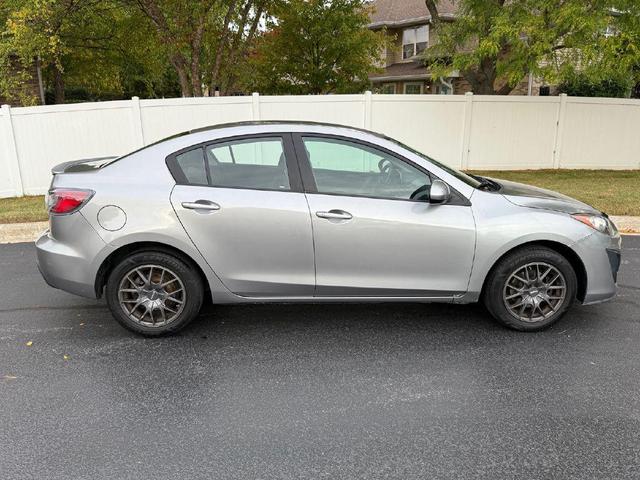 Photo of 2011 Liquid Silver Metallic Mazda Mazda3