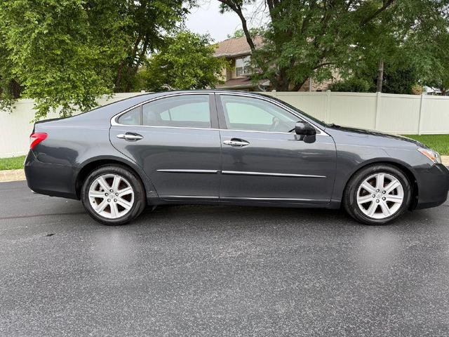 Photo of 2009 GRAY Lexus ES 350