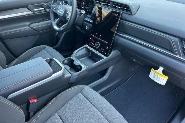 Photo of 2025 Volcanic Red GMC Terrain