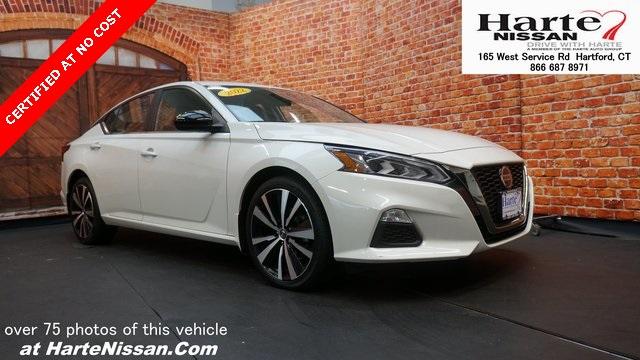 Photo of 2022 Pearl White Tri-Coat Nissan Altima