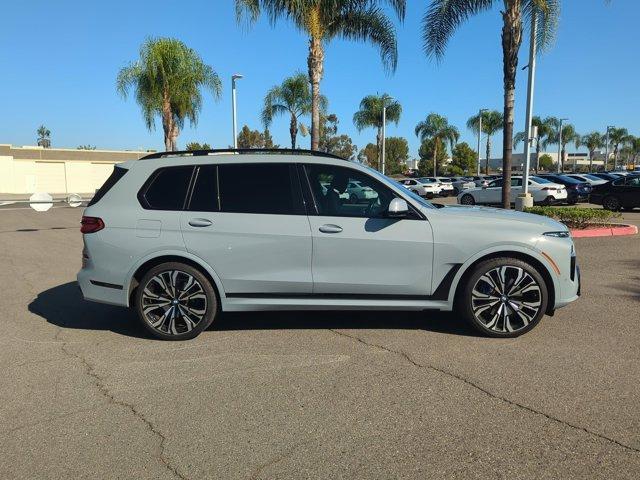Photo of 2023 Gray Metallic BMW X7