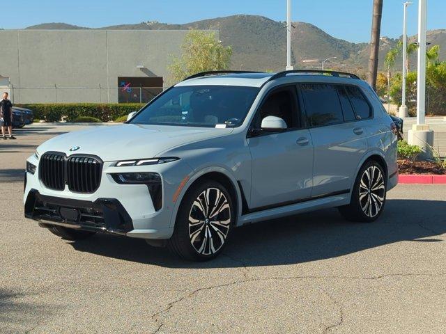Photo of 2023 Gray Metallic BMW X7