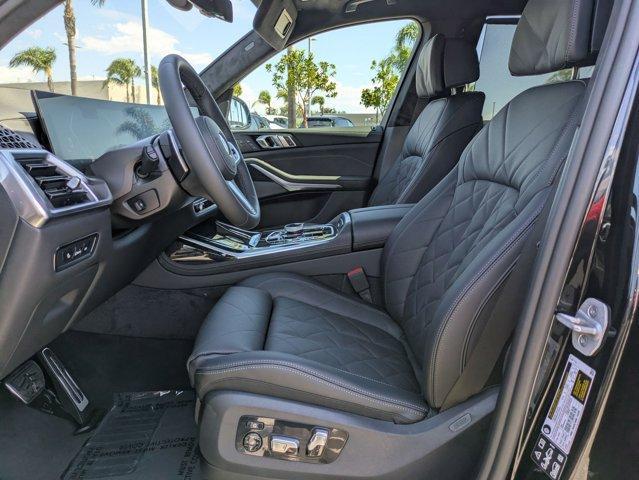 Photo of 2026 Black Sapphire Metallic BMW X7