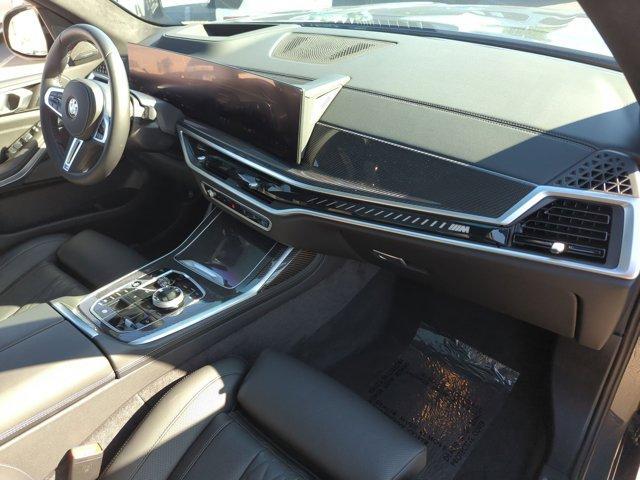 Photo of 2025 Gray Metallic BMW X7