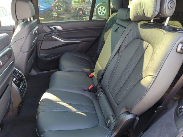 Photo of 2025 Gray Metallic BMW X7