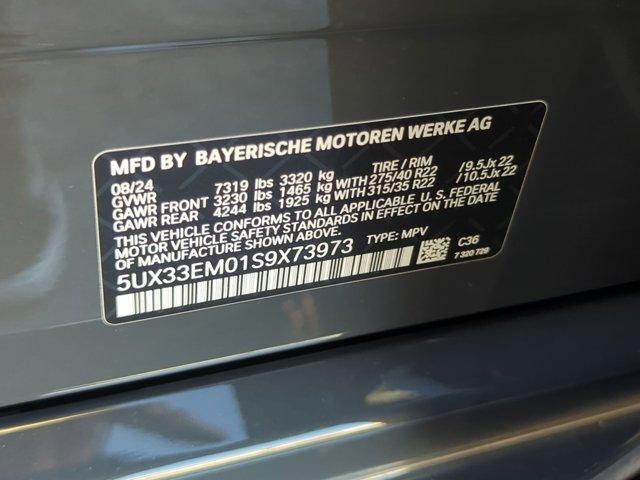 Photo of 2025 Gray Metallic BMW X7