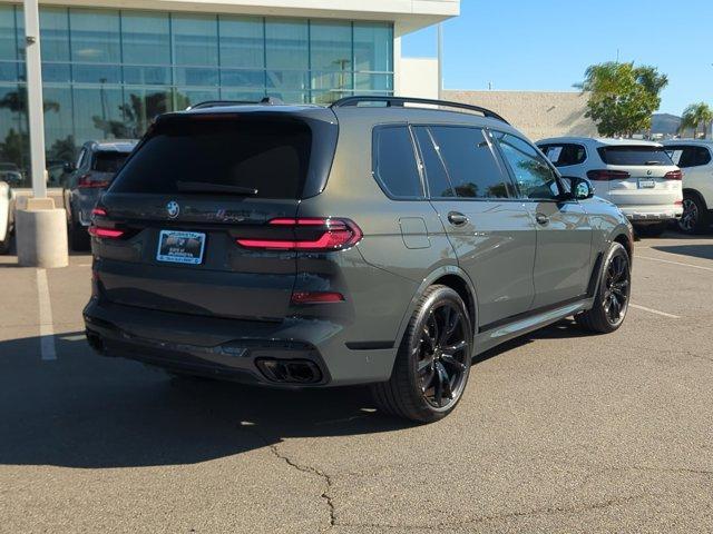 Photo of 2025 Gray Metallic BMW X7
