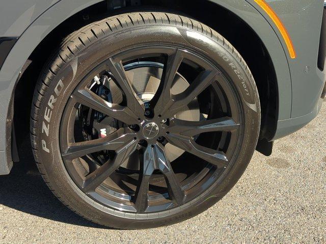 Photo of 2025 Gray Metallic BMW X7